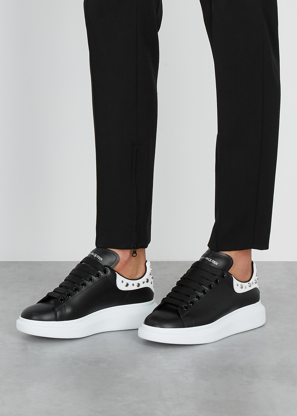 alexander mcqueen trainers black and 