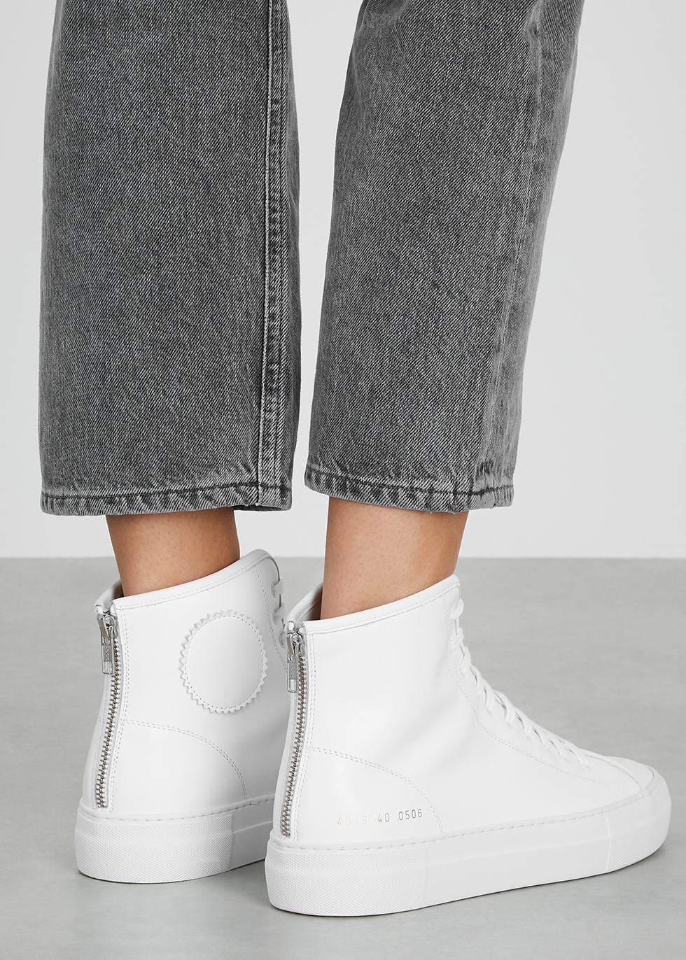 common projects tournament leather sneakers