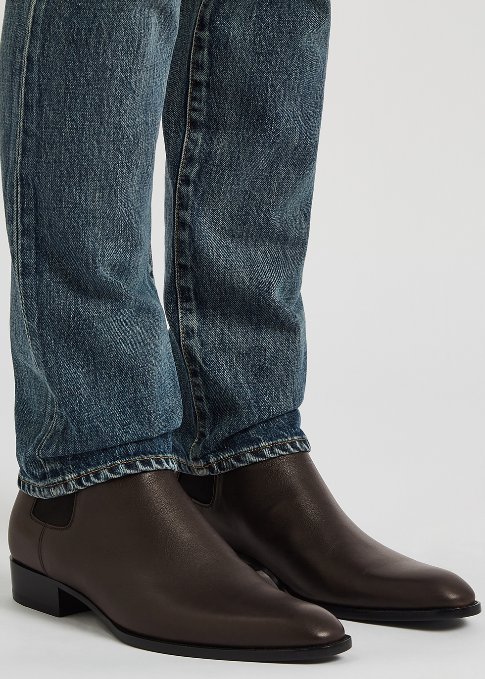 Oberst Frø civilisation Saint Laurent Wyatt dark brown leather Chelsea boots - Harvey Nichols