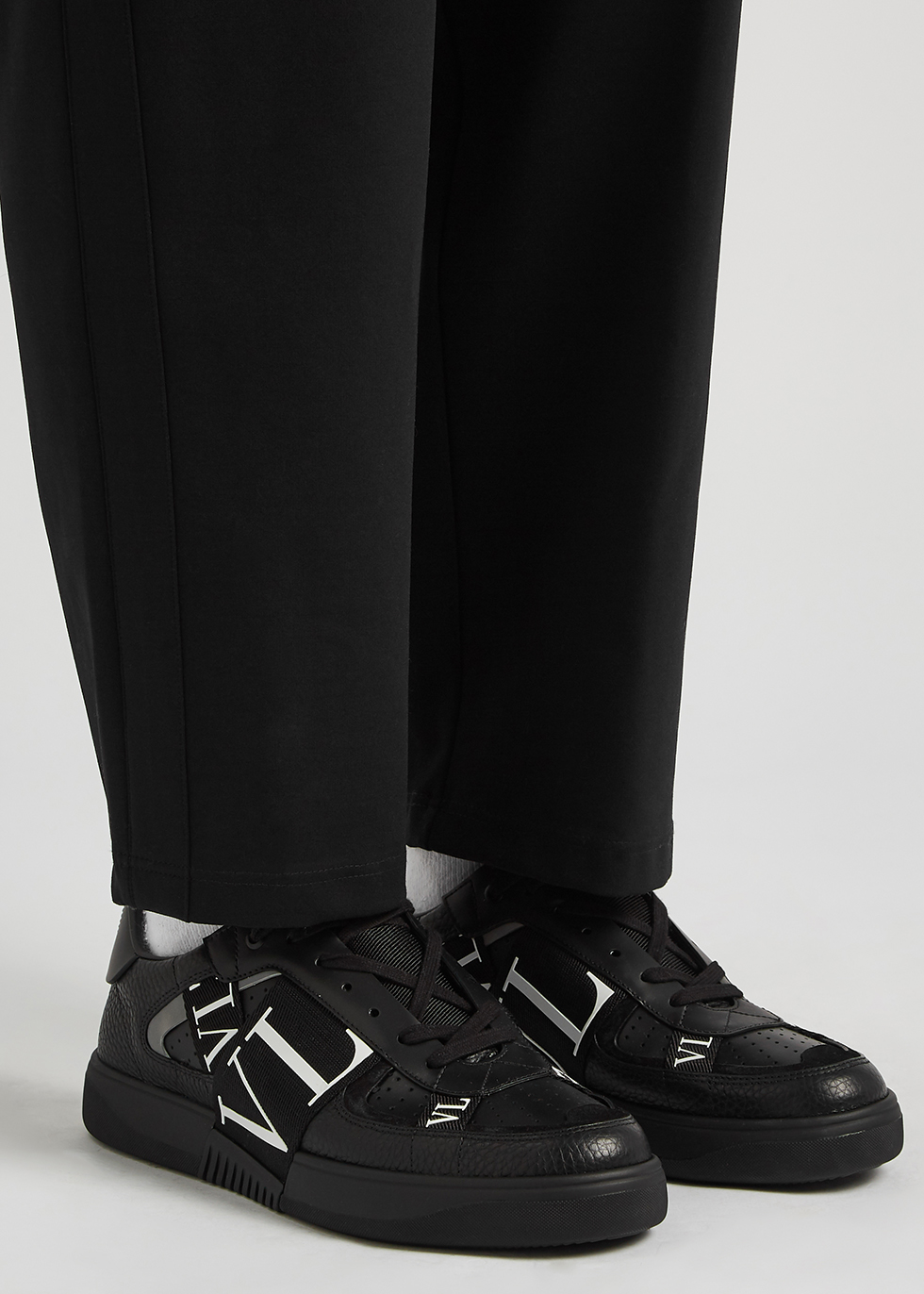 Valentino Valentino Garavani VL7N black leather sneakers - Harvey 