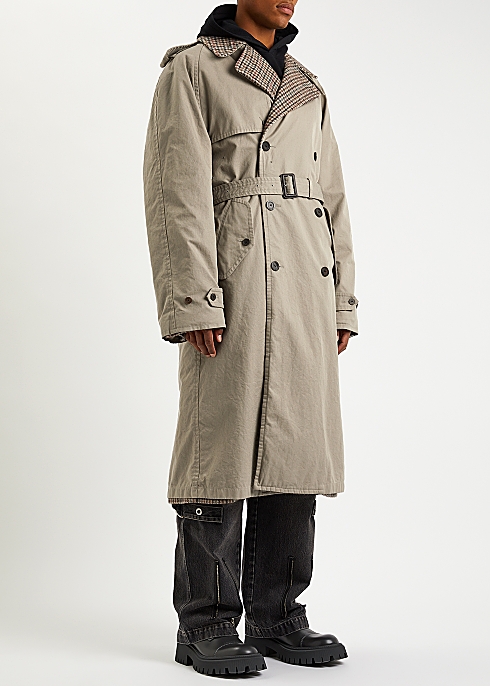 tonto crítico dentro de poco Balenciaga Taupe reversible cotton and wool trench coat - Harvey Nichols